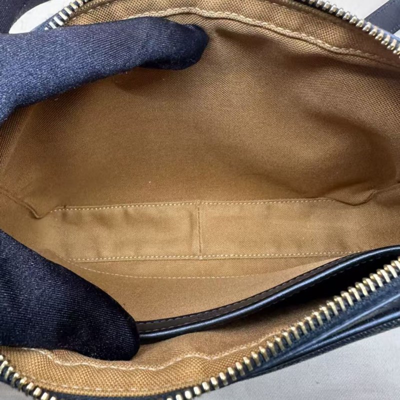 Celine 印花中號郵差包 99新配件塵袋-1