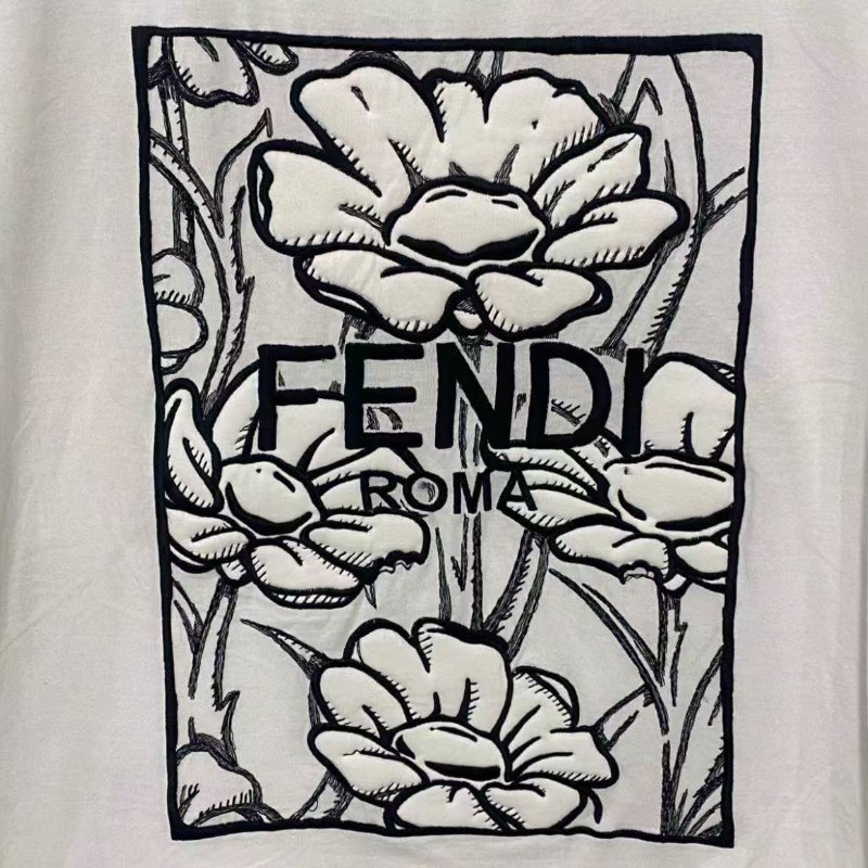 FENDI 刺繡logo 短袖 S號 胸圍106衣長70 99新-1