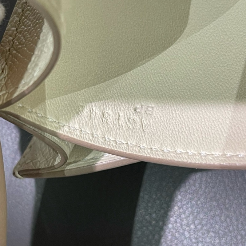 爱马仕Hermes康康24奶昔白金扣-7