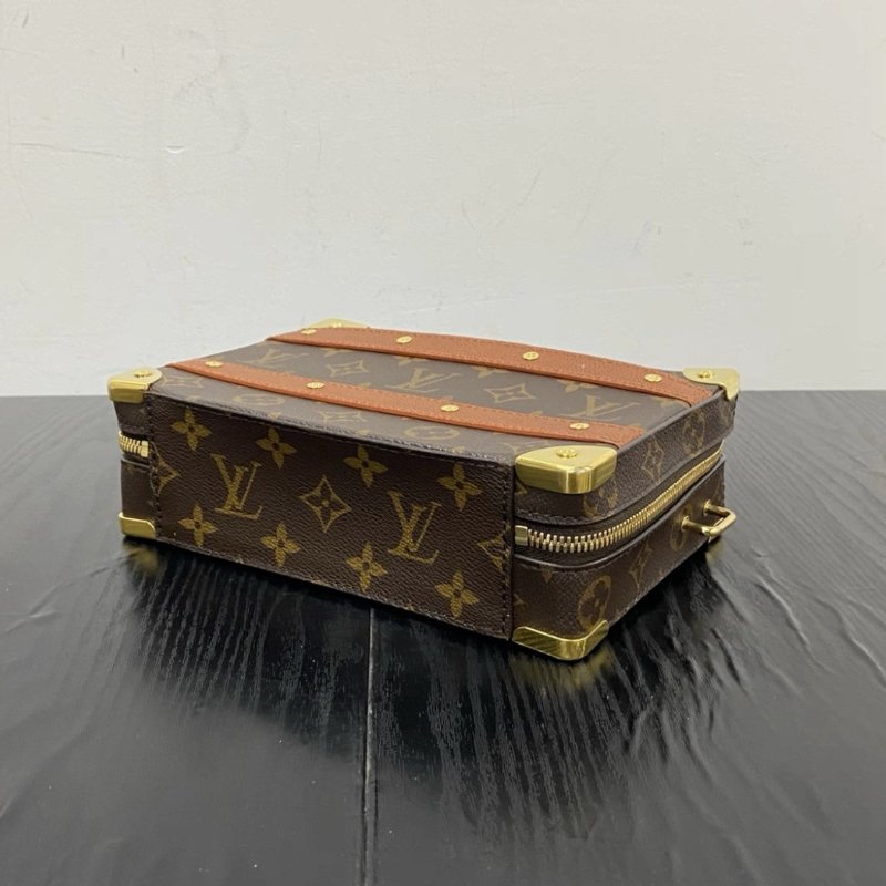 LV NBA聯名款 Trunk硬盒子肩背斜背包芯片款 21*15*7 99新配件塵袋-2