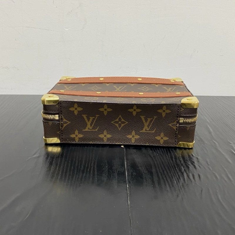 LV NBA聯名款 Trunk硬盒子肩背斜背包芯片款 21*15*7 99新配件塵袋-3