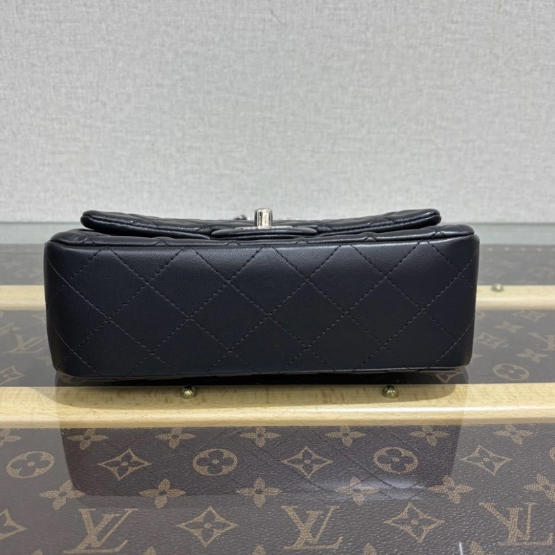 CHANEL 黑色銀扣鏈條菱格紋皮穿鏈mini30 20.5*12*8 98新配件盒子塵袋-2