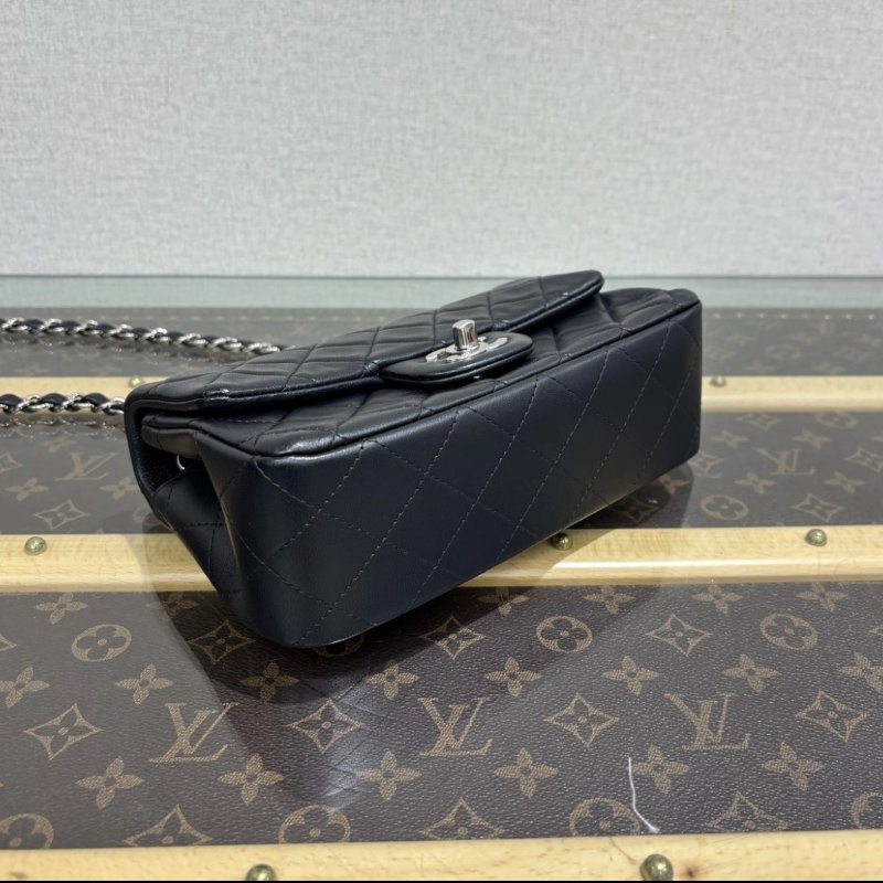CHANEL 黑色銀扣鏈條菱格紋皮穿鏈mini30 20.5*12*8 98新配件盒子塵袋-3