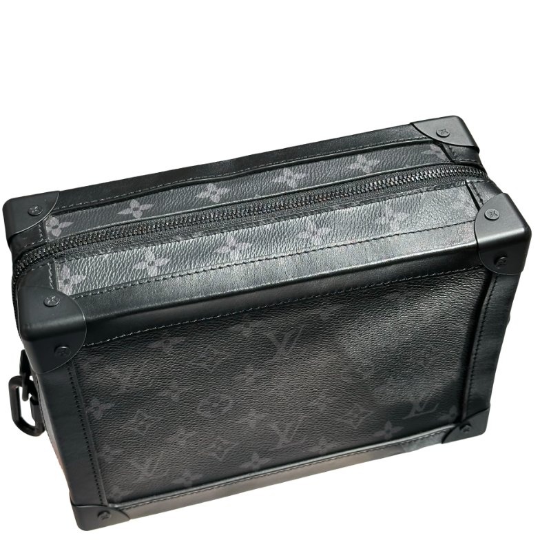 LV TRUNK BAG-10