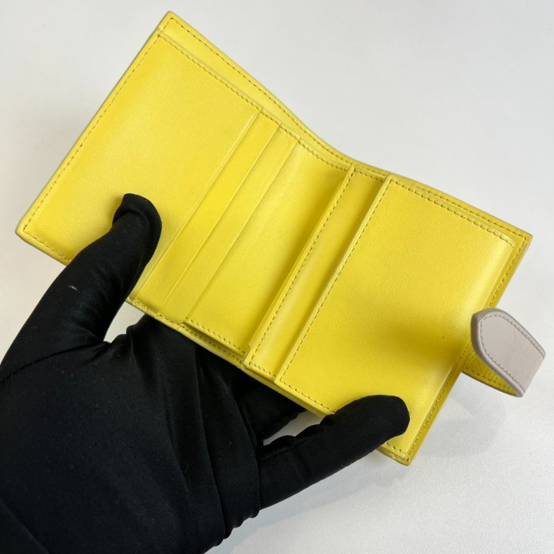 CELINE 黃拚灰釦式短夾-8