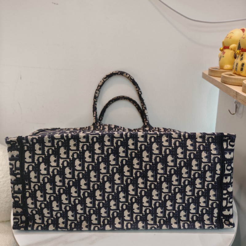 Dior Book Tote-11