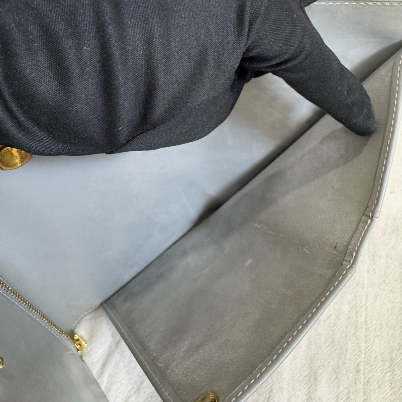 Louis Vuitton 黃色漆皮多功能皮夾腰包-29