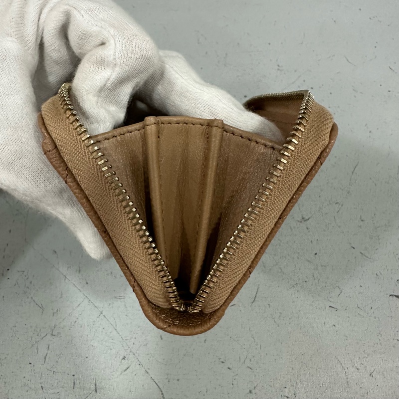 Chanel ap3050 奶茶荔枝皮淡金釦拉鍊卡夾包-12