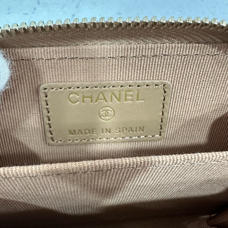 Chanel ap3050 奶茶荔枝皮淡金釦拉鍊卡夾包-13