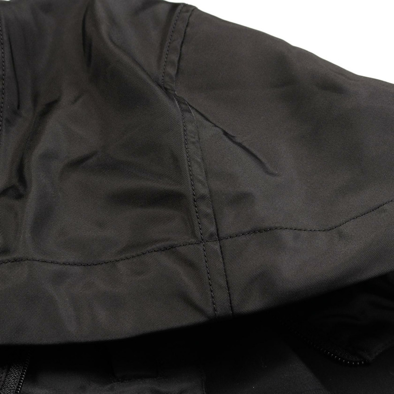 PRADA UJL150 棉尼龍混紡黑色連帽衫，二手男款 XL 碼-6