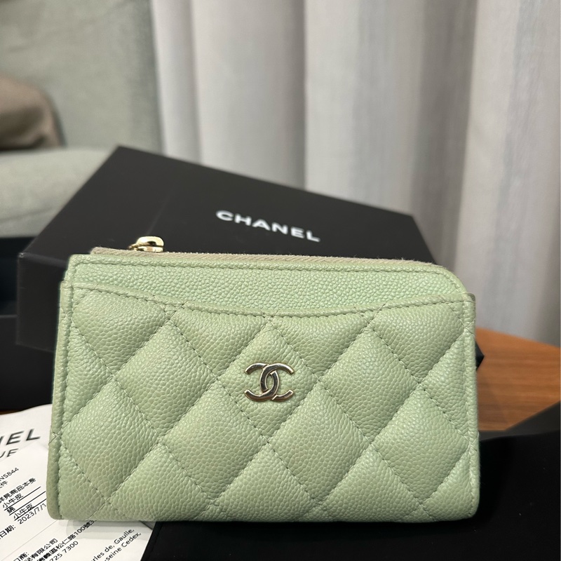 香奈兒Chanel 可可愛愛很好用的荔枝皮爆款抹茶綠🍵/薄荷綠 L型卡包-1