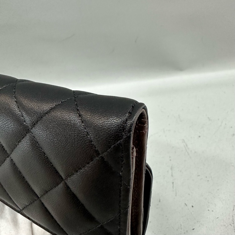 Chanel Ap0232 黑羊皮銀釦CF中夾-6