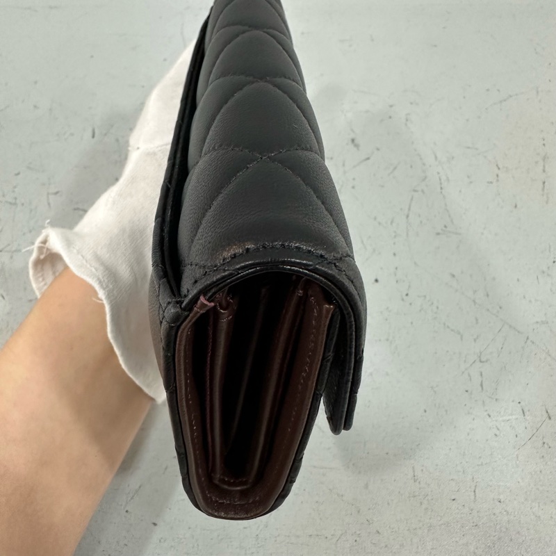 Chanel Ap0232 黑羊皮銀釦CF中夾-10