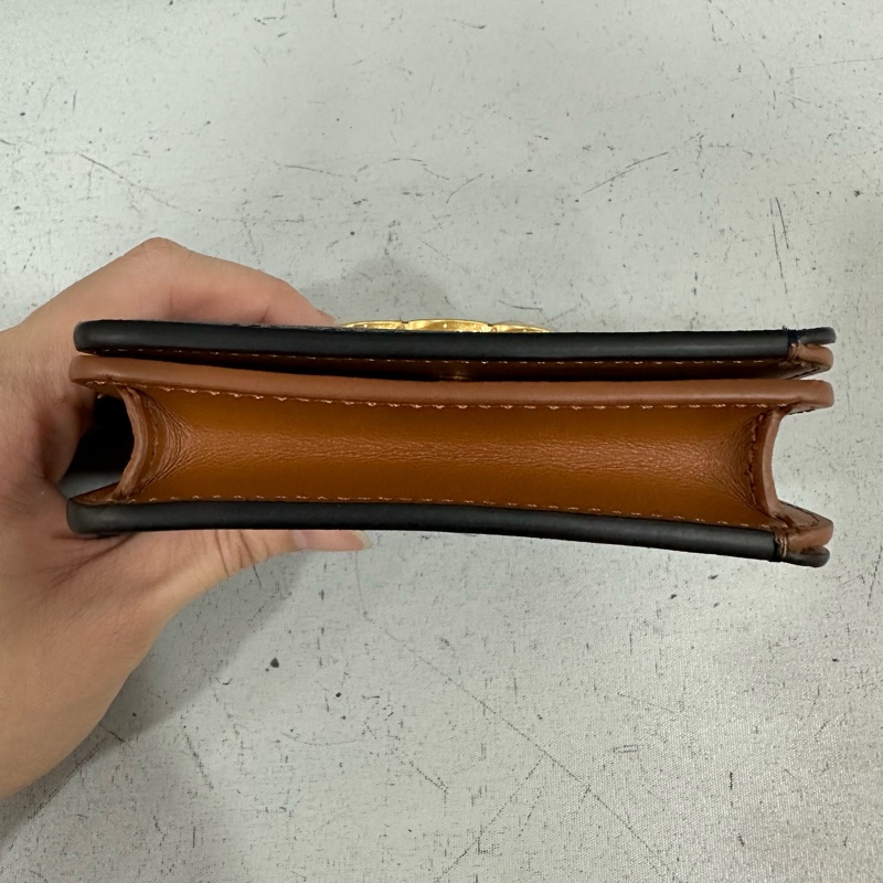 Celine 10k622 老花金釦凱旋門短夾-4