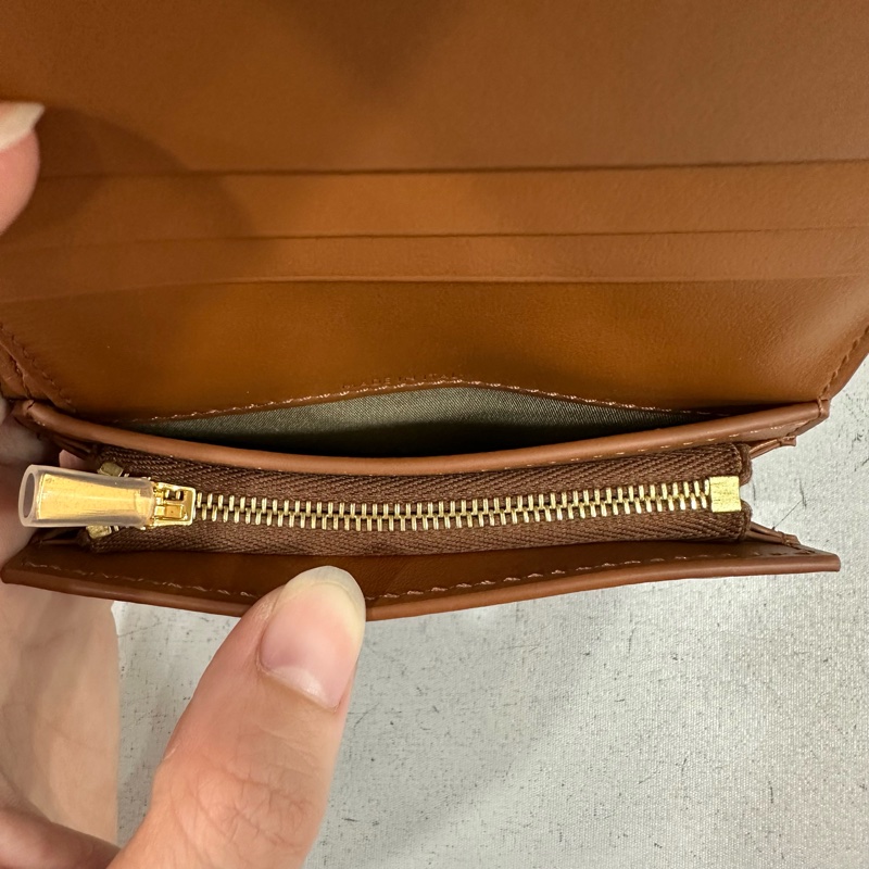 Celine 10k622 老花金釦凱旋門短夾-16