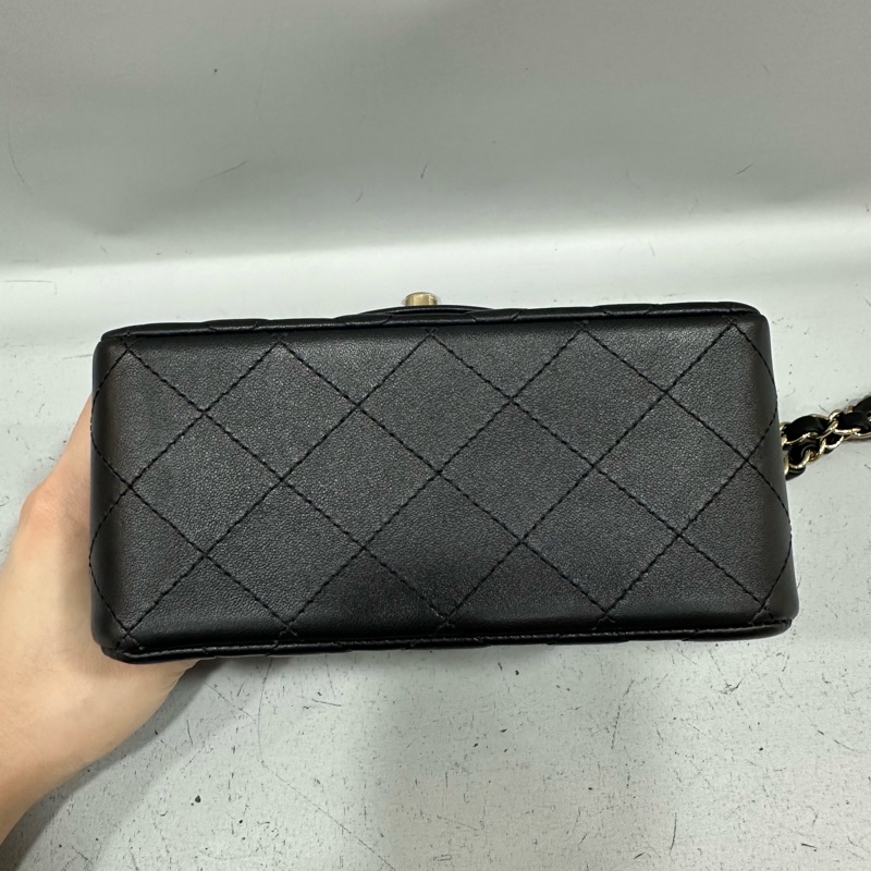 Chanel A35200 黑羊皮金釦方胖子 mini coco 17-5