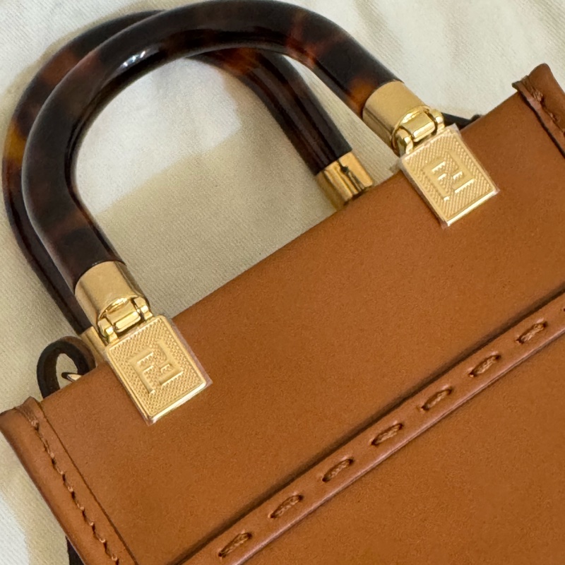 FENDI Sunshine Tote Mini 玳瑁提把迷你托特-12