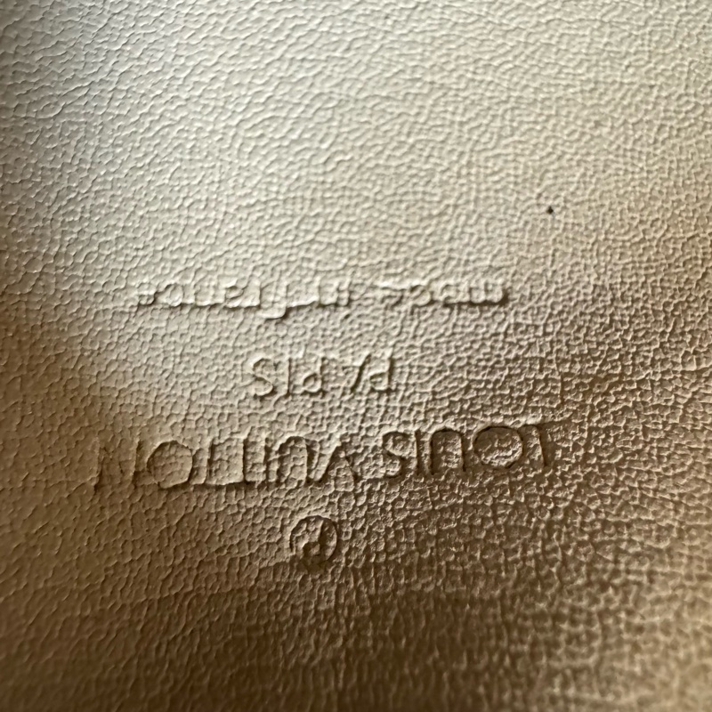 Louis Vuitton 黃色漆皮圓筒包-8