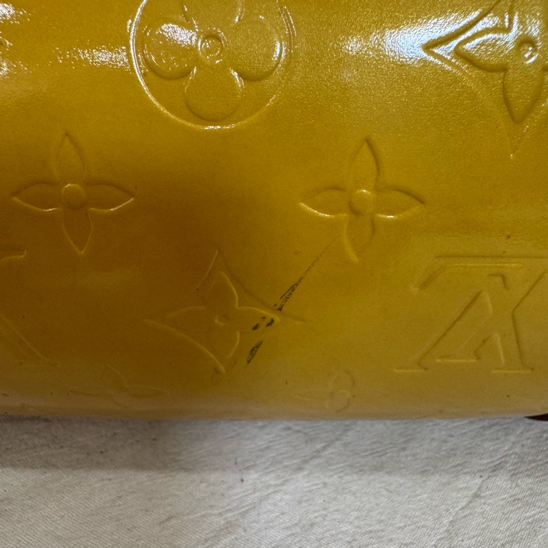 Louis Vuitton 黃色漆皮圓筒包-12