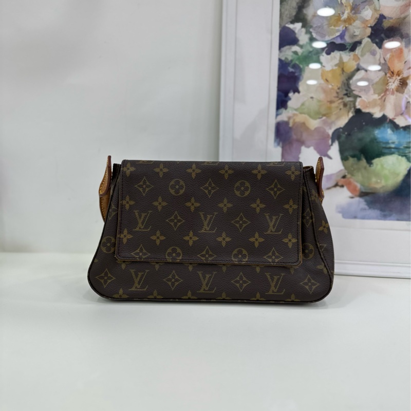 LV/路易威登 looping老花中古翻蓋名媛包，原始品相 神仙顏值，時尚達人必備～ 尺寸約：28x17x8.5cm-1