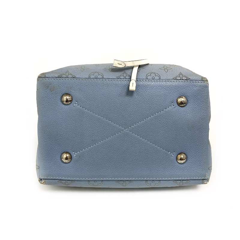 △ Louis Vuitton 路易威登 Muiria Mahina Light Blue Perforated Calfskin 2Way Bag M57853 淺藍色穿孔小牛皮兩用袋 M57853 -257016910-10