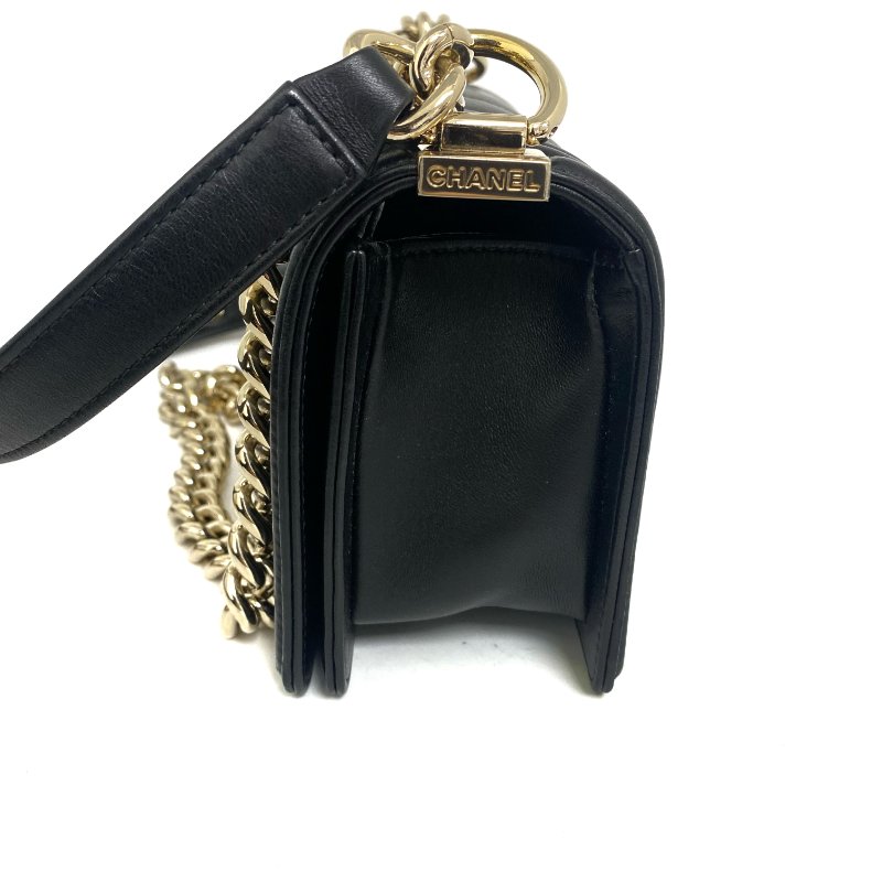 △ Chanel 香奈兒 Small Boy Black Lambskin Gold Tone Metal Chain Shoulder Bag No.23 A67085 黑色小羊皮金色金屬鏈條肩背袋 No.23 A67085 -257016905-4