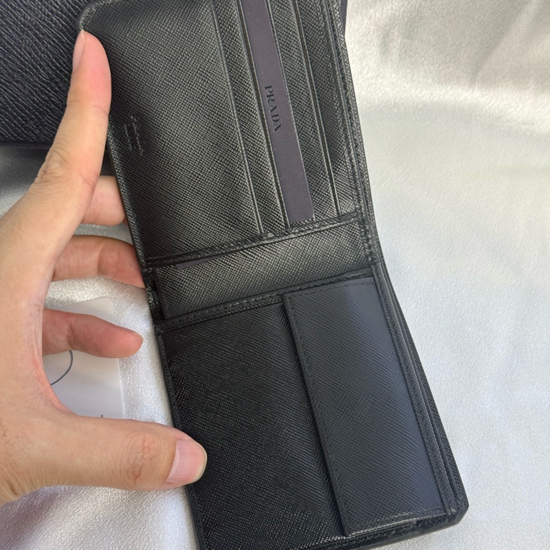 Prada 十字紋牛皮短銀包 2m0738-2