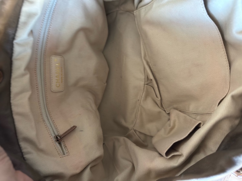 CHANEL 羊皮菱格紋肩背包-19