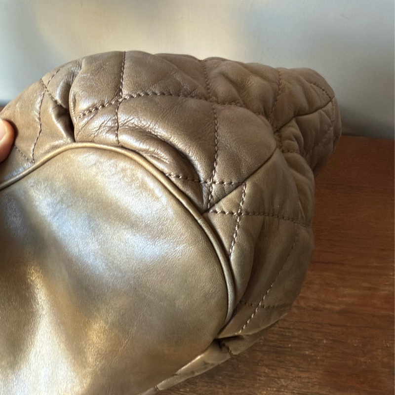 CHANEL 羊皮菱格紋肩背包-31