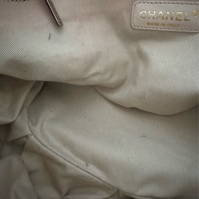 CHANEL 羊皮菱格紋肩背包-36