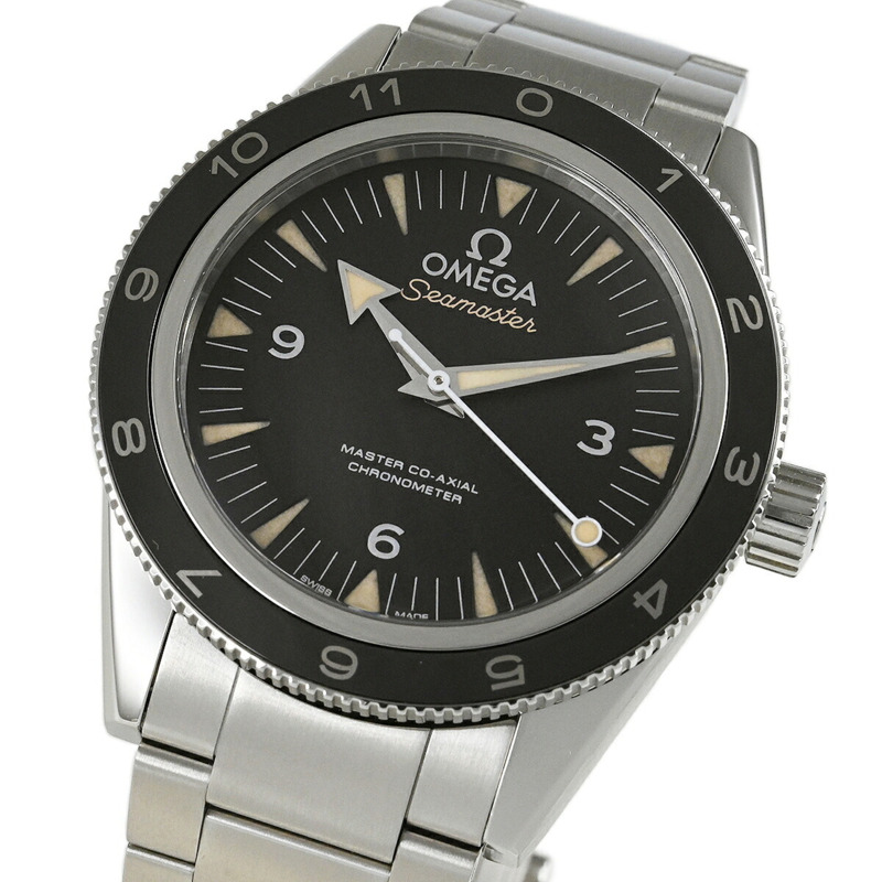 歐米茄海馬系列 300 Spectre 限量版腕錶，全球限量 7,007 枚，233.32.41.21.01.001 v2071-1