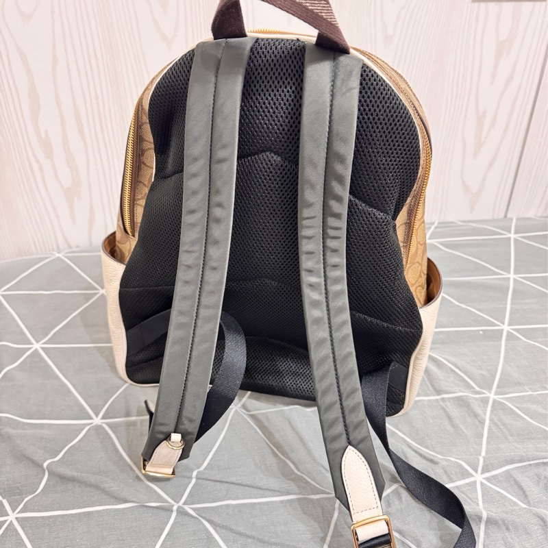 coach後背包 大號-8