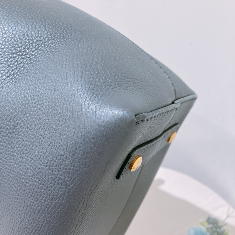 TK1796 Burberry 巴寶莉灰色手挽肩背包The Balt Leather Handbag Grey-5