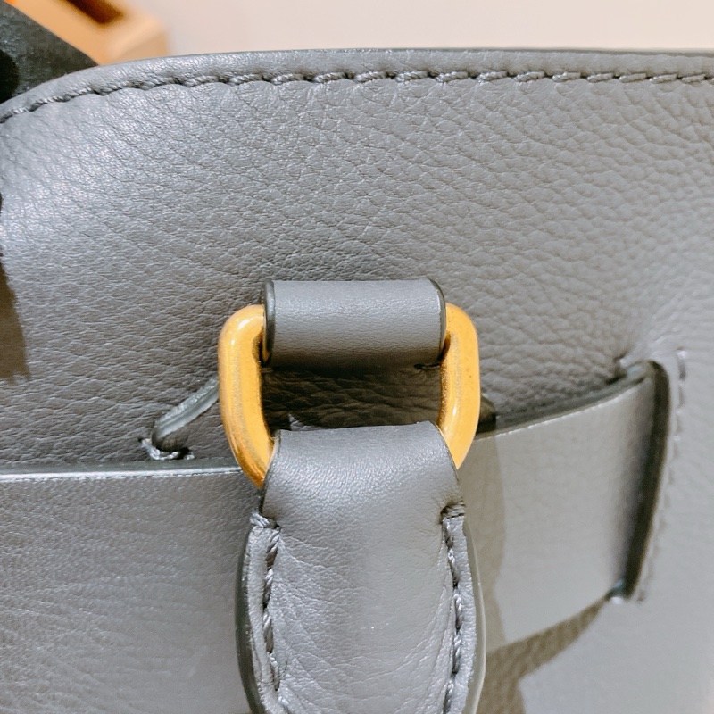 TK1796 Burberry 巴寶莉灰色手挽肩背包The Balt Leather Handbag Grey-16