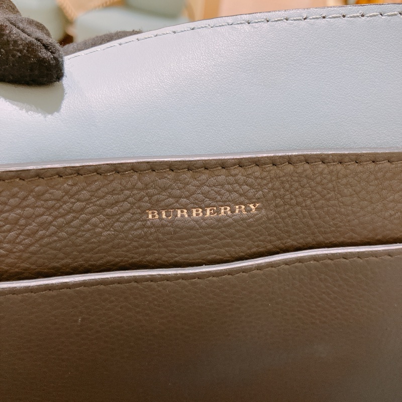 TK1796 Burberry 巴寶莉灰色手挽肩背包The Balt Leather Handbag Grey-24