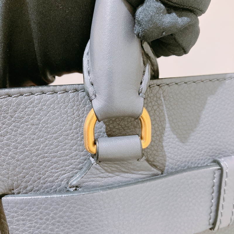 TK1796 Burberry 巴寶莉灰色手挽肩背包The Balt Leather Handbag Grey-41