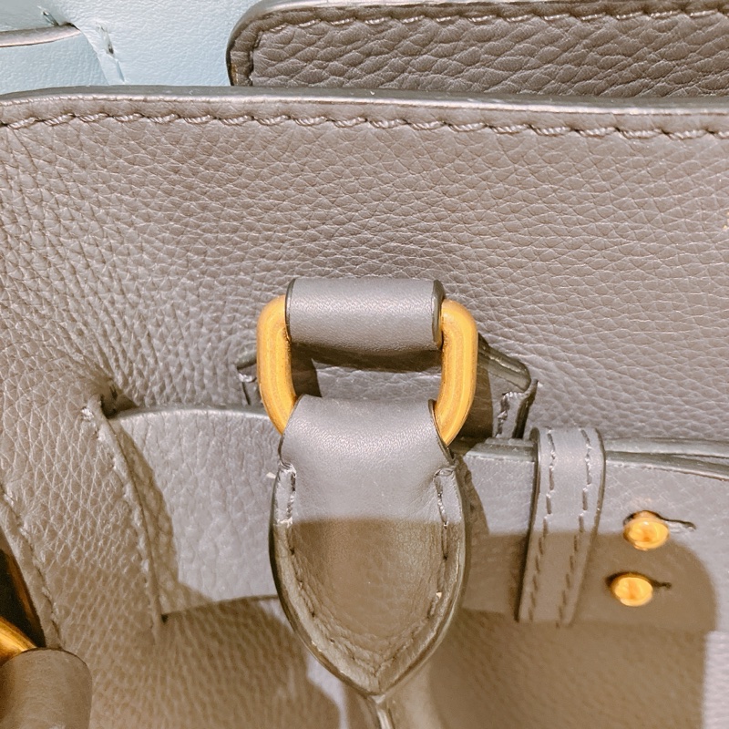 TK1796 Burberry 巴寶莉灰色手挽肩背包The Balt Leather Handbag Grey-47