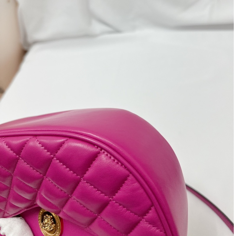 莉亞精品♡Versace 桃粉彎月包 九新美包-10