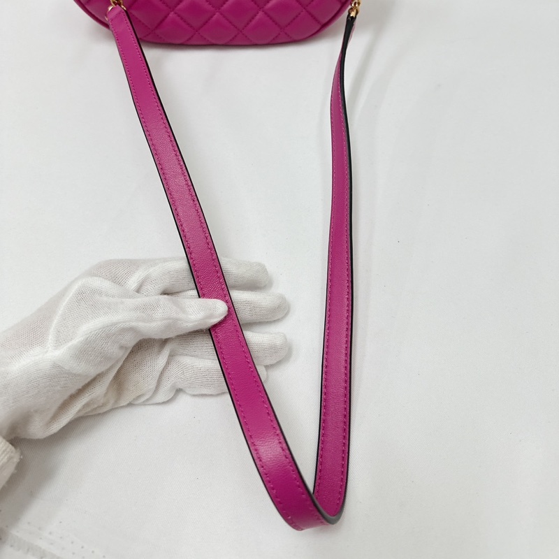 莉亞精品♡Versace 桃粉彎月包 九新美包-13