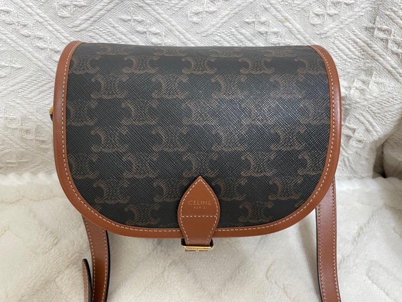 Celine 經典老花馬鞍包 有購證-0