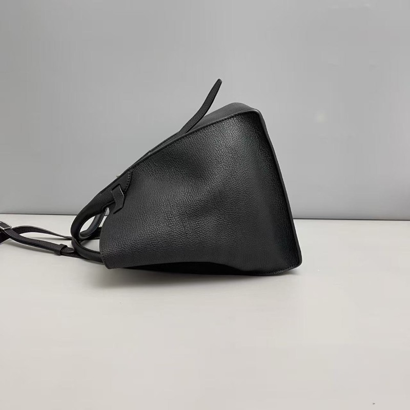 Celine賽琳big bag系列黑色牛皮荔枝紋包 肩背包 斜背包-3