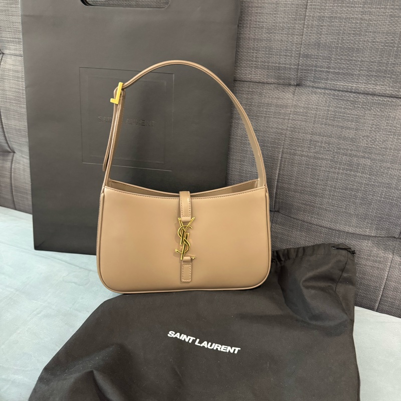 SAINT LAURENT LE 5À7腋下包-0
