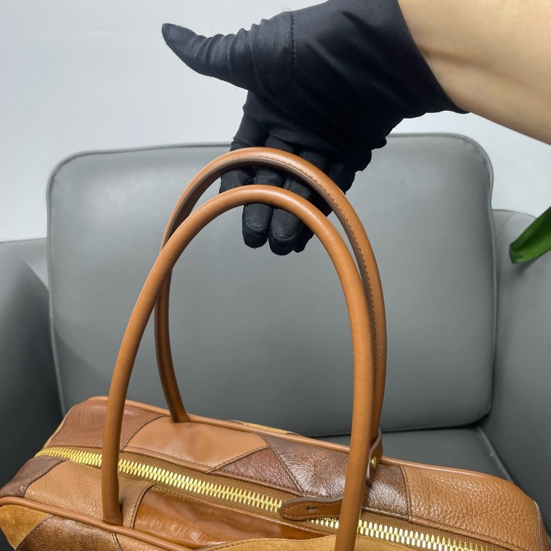 MiuMiu/繆繆 晶片款 乾邑色補丁皮革拼貼保齡球包 手提包-6