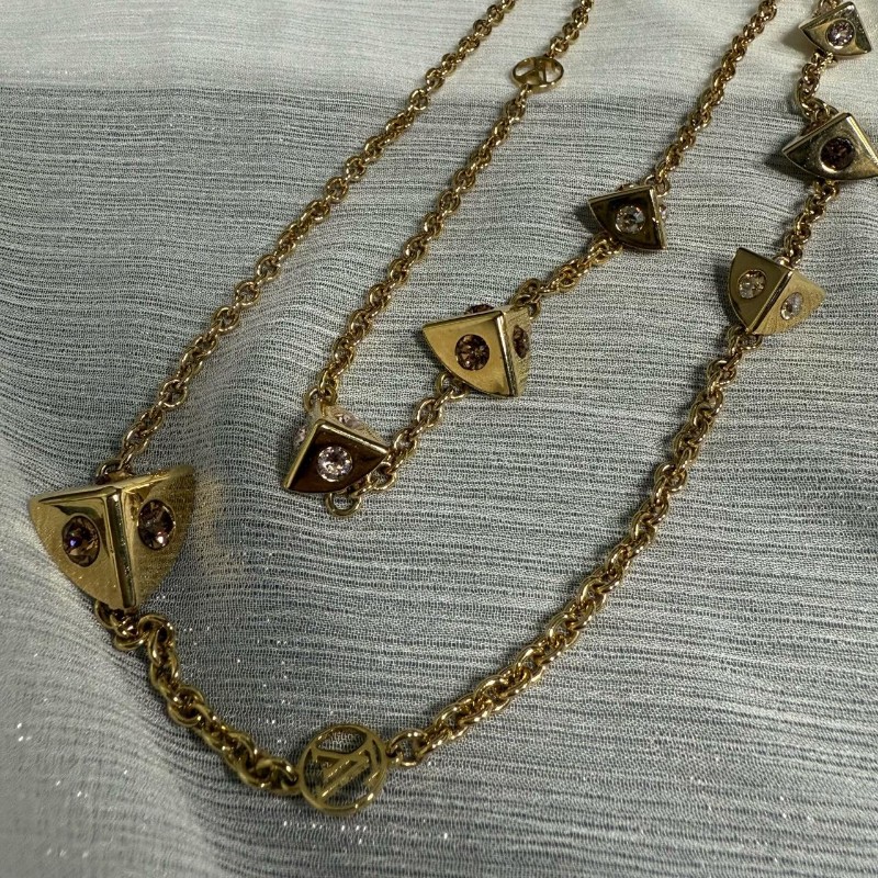 LV/路易威登 金色三角形方塊項鍊 可疊戴 鑲粉鑽 毛衣鏈-2