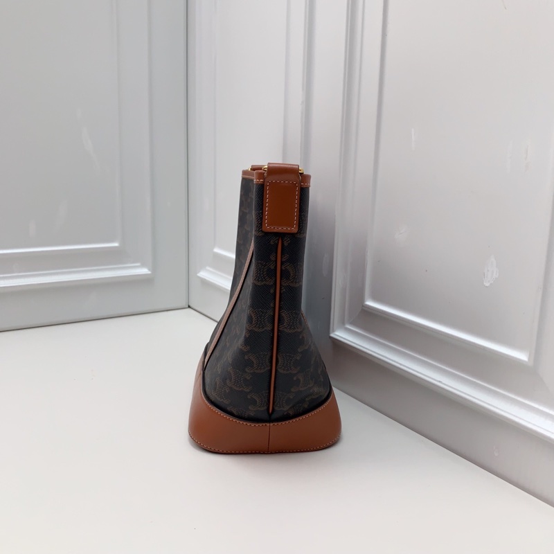 98新CELINE賽琳經典老花水桶包 自重非常輕 容量可觀 -2