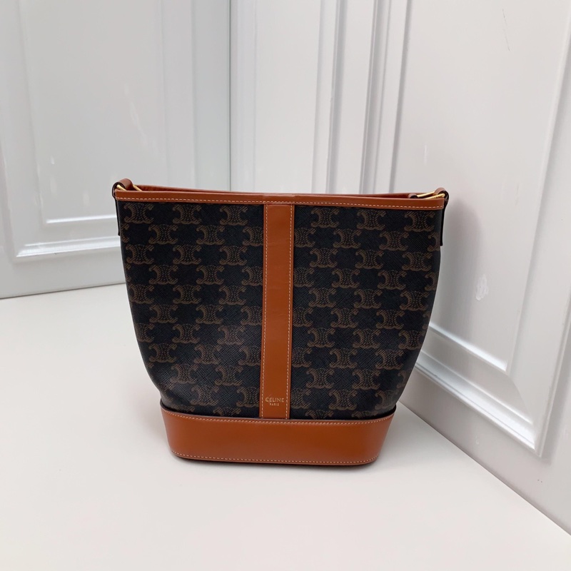 98新CELINE賽琳經典老花水桶包 自重非常輕 容量可觀 -6