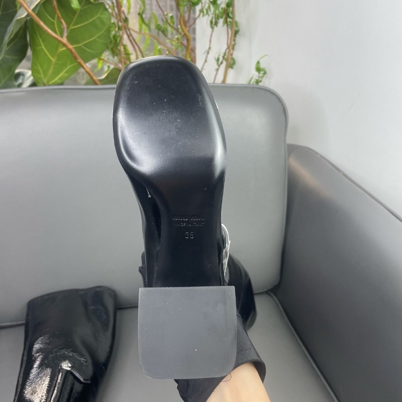 Miu Miu 爆款皮高筒靴  漆皮黑白熊貓配色 眾多明星網紅同款 35碼-7