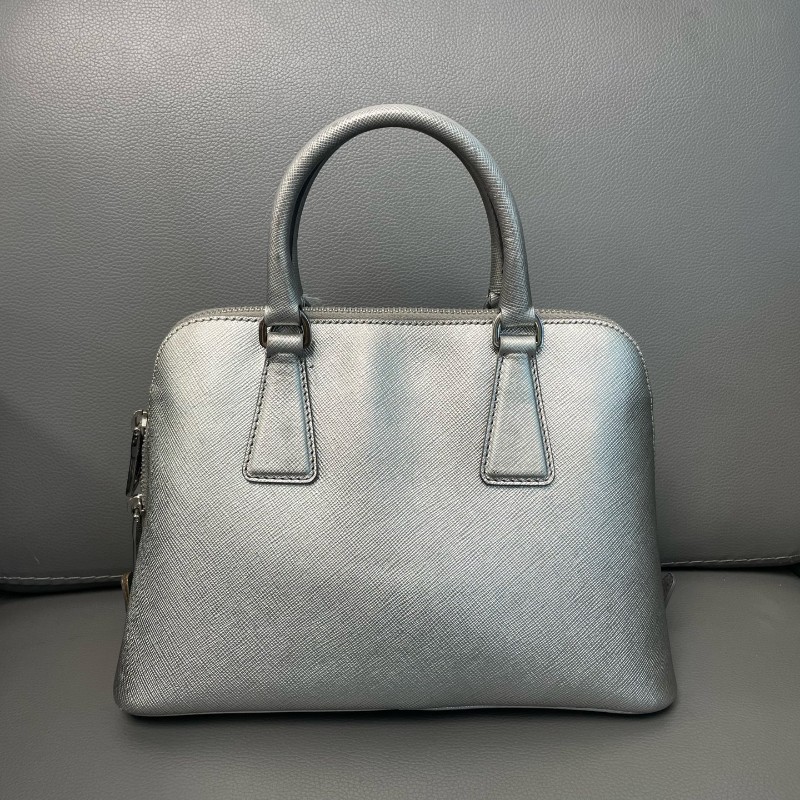 Prada/普拉達 珠光灰十字紋牛皮 貝殼包 女士手提包 肩背包 斜背包-1