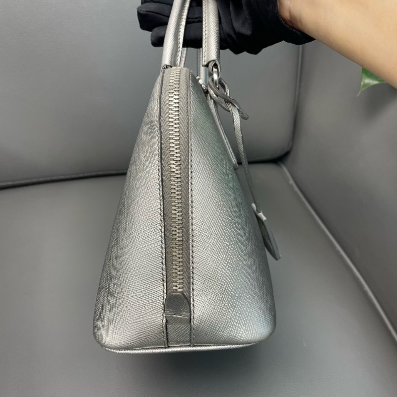 Prada/普拉達 珠光灰十字紋牛皮 貝殼包 女士手提包 肩背包 斜背包-3