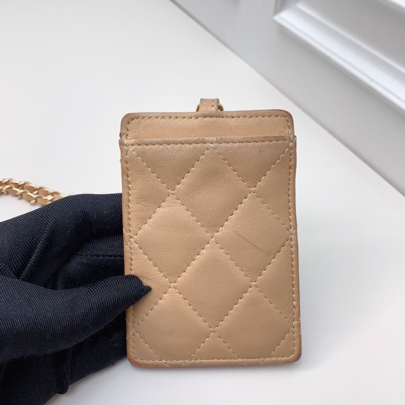 98新 CHANEL 卡其色 卡包 28開 編碼28429481-1